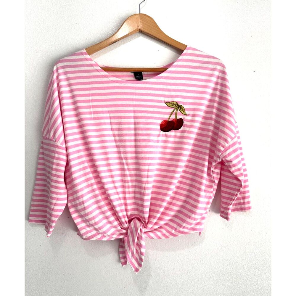 Rue 21 cropped t shirt pink stripes cherry summer casual beach vacation women L